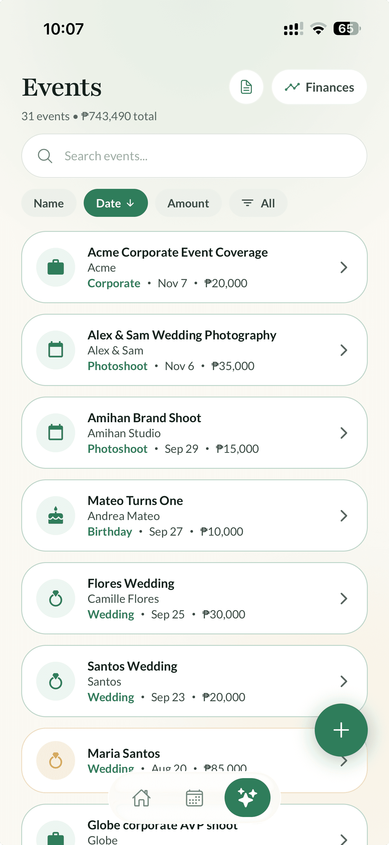 Momento events list — every booking with client, type, date, and amount